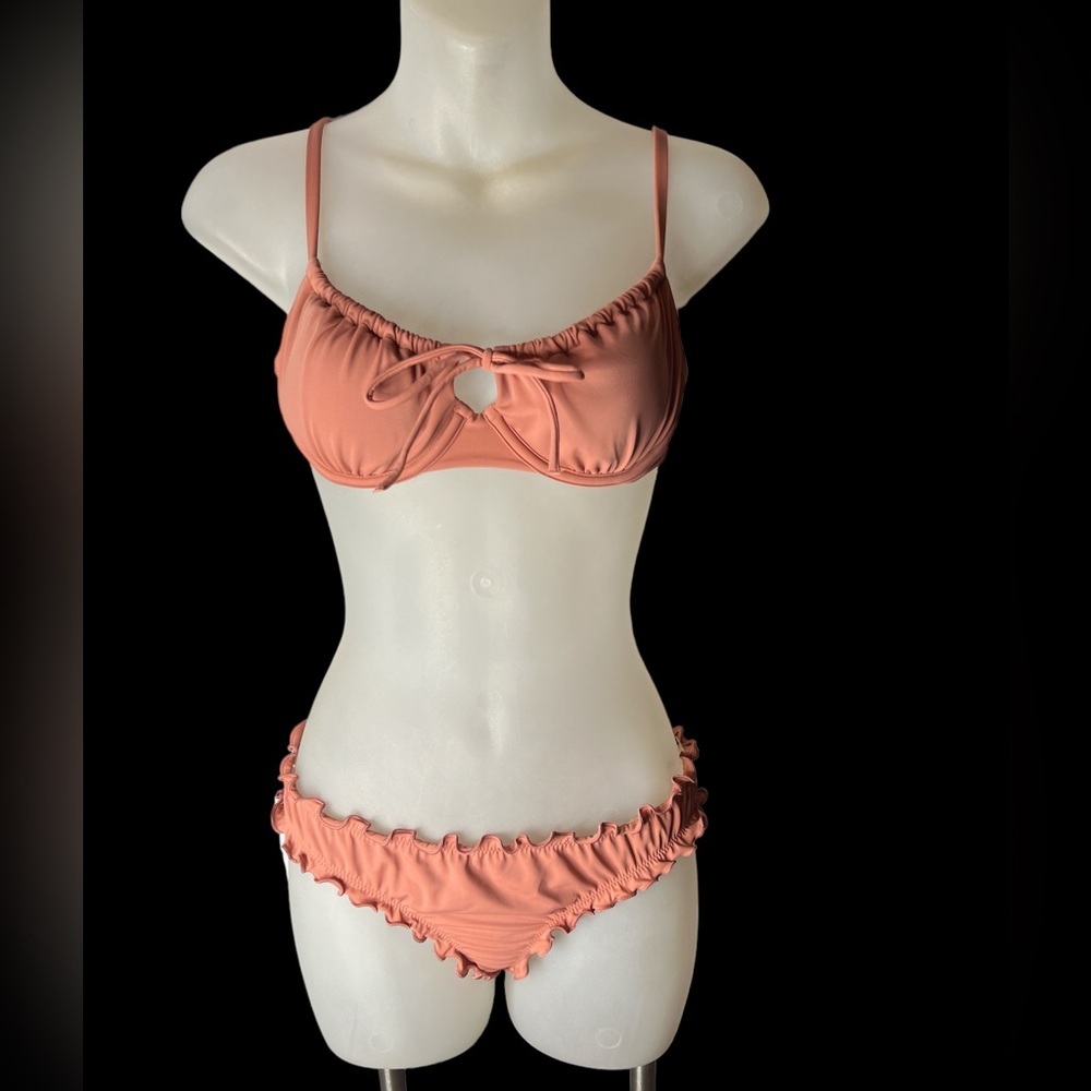 Womens 2 pc bathing suit bottoms S top 32B cheeky bottom shade shore